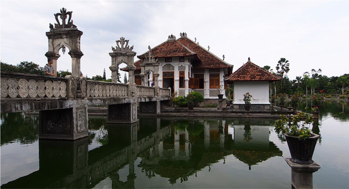 Taman Ujung Water Palace