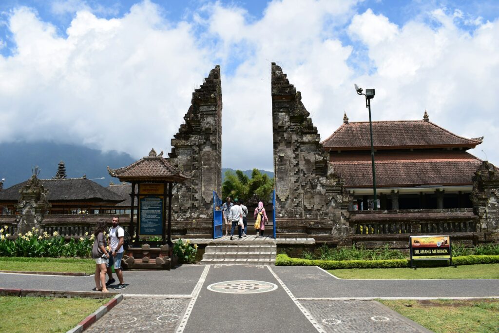 Enjoying the Fog and Views at Ulun Danu Temple Bali