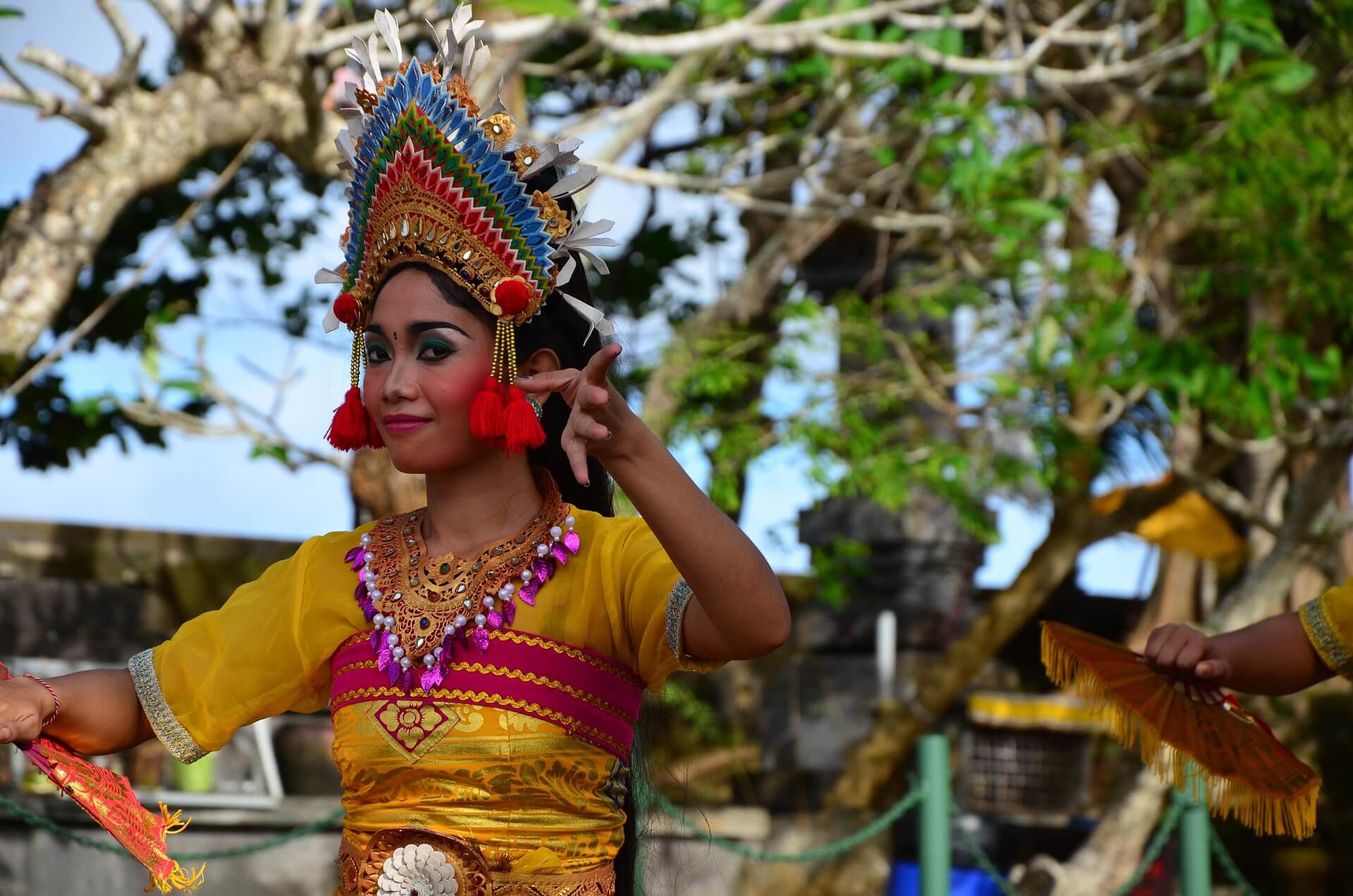 The Sacred Rituals of Tanah Lot Where Ordinary Travelers Do Not See