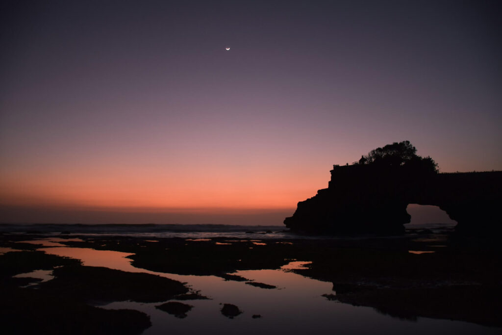 Wondering What You Can Do When Night Falls After Sunset at Tanah Lot?