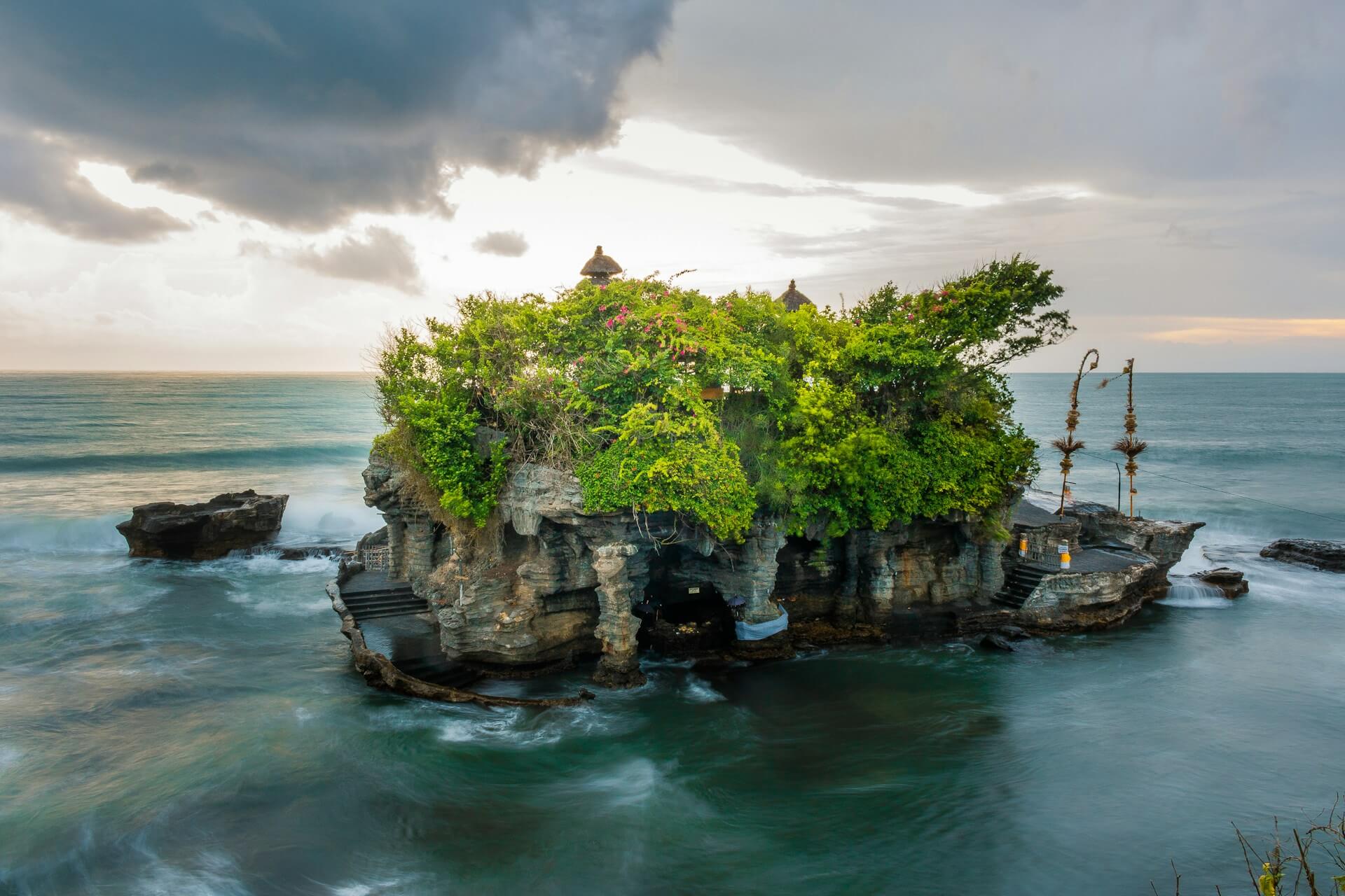 Wondering What You Can Do When Night Falls After Sunset at Tanah Lot?